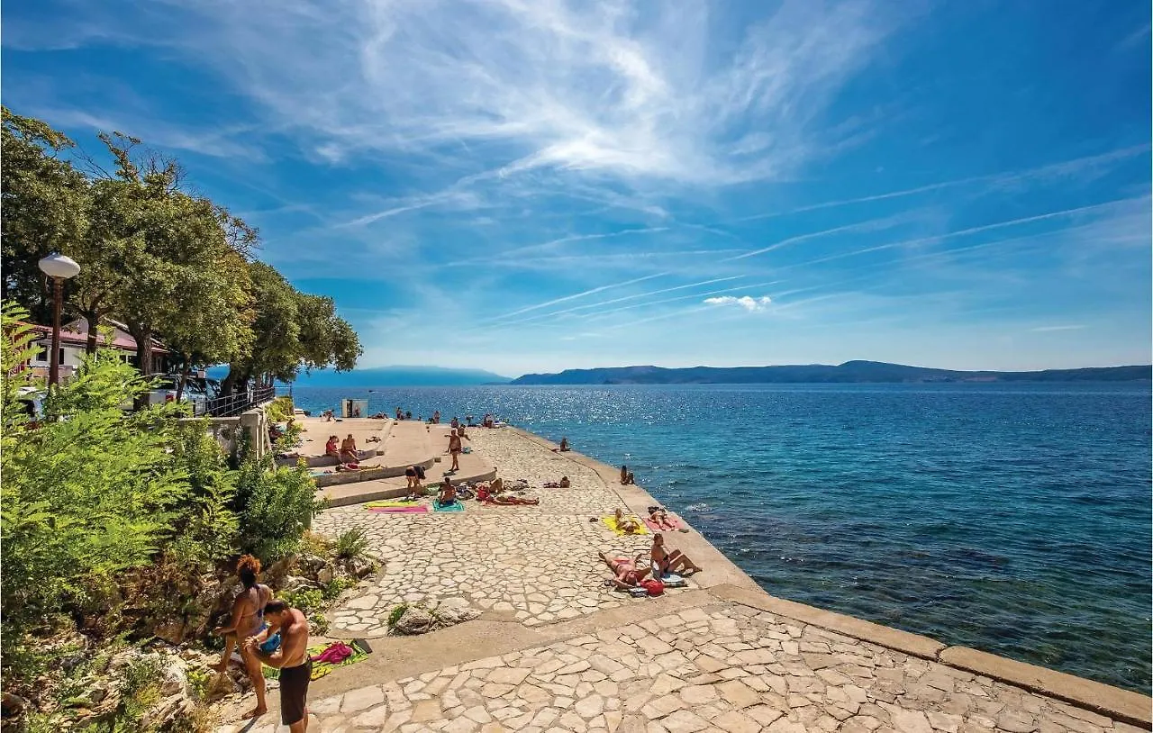 2 Bedroom Awesome Apartment In Selce Croatia