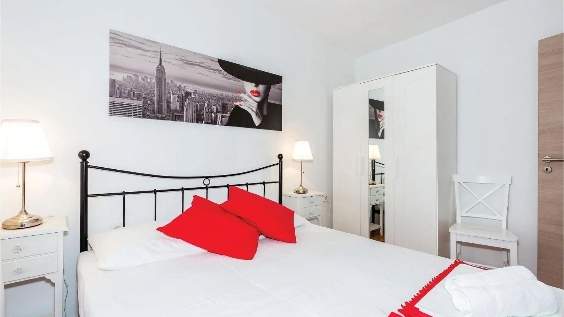 2 Bedroom Awesome Apartment In Selce